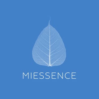 マイエッセンス公式サイト logo