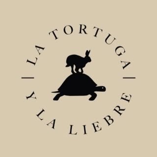 La Tortuga y La Liebre logo