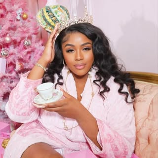 Her Royal Palace logo