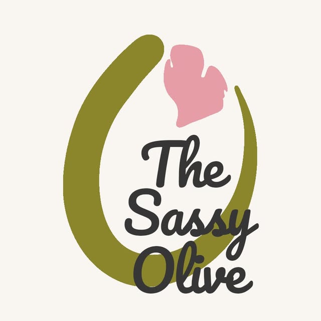 The Sassy Olive logo