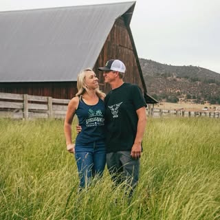 StarWalker Organic Farms logo