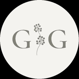 Gracious Garlands logo