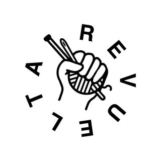 R E V U E L T A logo
