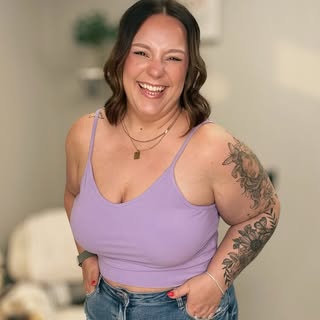 WildlyHerBoutique logo