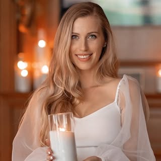 Candle Pearls logo