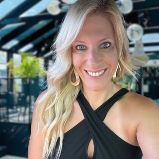 Maggie Cole Bookstore logo