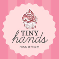 Tiny Hands logo
