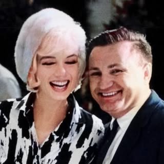 INHOLLYWOODLAND LLC logo