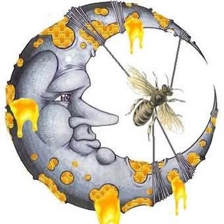 Huckle Bee Farms LLC logo