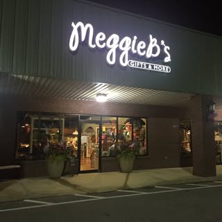 Meggie B's logo