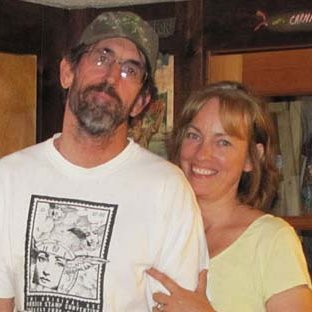 Beeswax Rubber Stamps logo