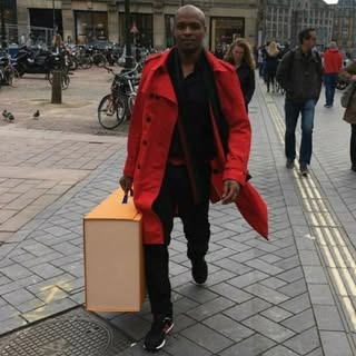 aboxfelloffatruck logo