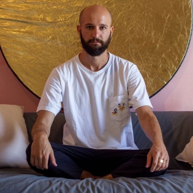 HIPSTORY by Amit Shimoni logo