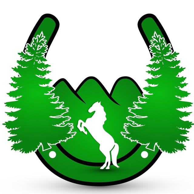 Triple Mountain Model Horses logo