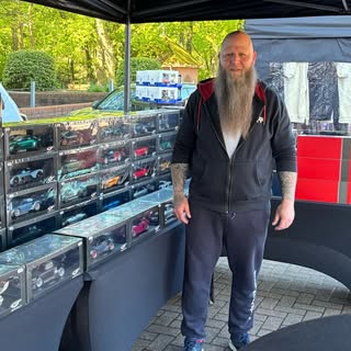 Exclusive-Hobbyshop logo