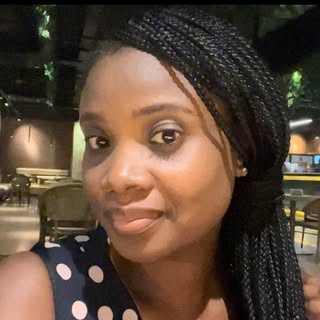 Instant Arẹ̀wà Hair logo