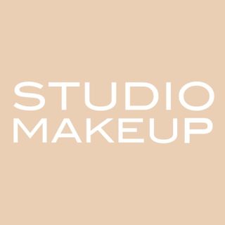 STUDIOMAKEUP logo