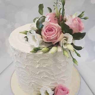 Crafty Cakes | Exeter | UK logo