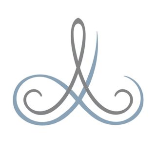 Au Lit Fine Linens logo