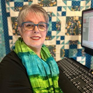 Mad Moody Quilting Fabrics logo