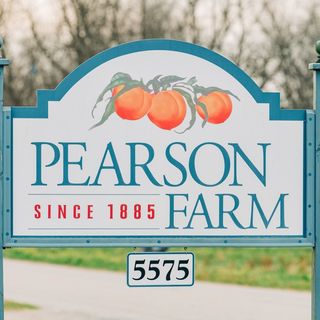 Pearson Farm logo