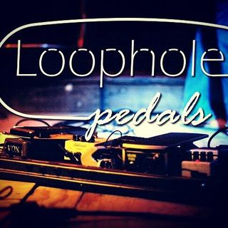 Loophole Pedals logo