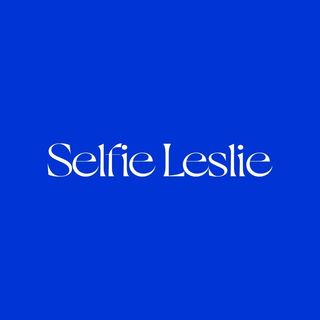 Selfie Leslie logo